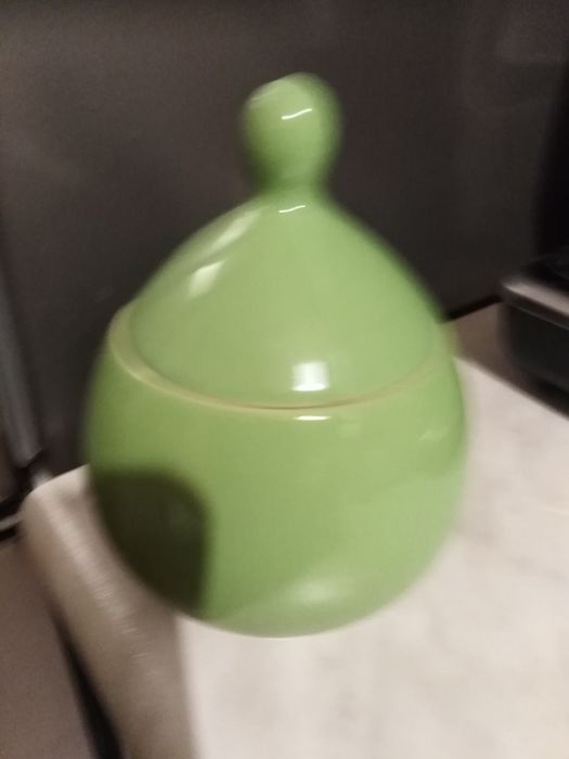Cukierniczka porcelanowa