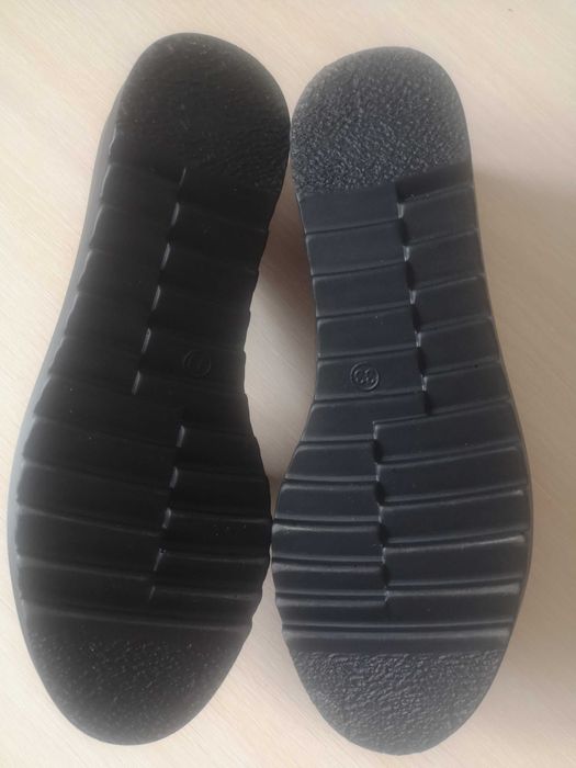 Лаковані туфелькі 33 р.