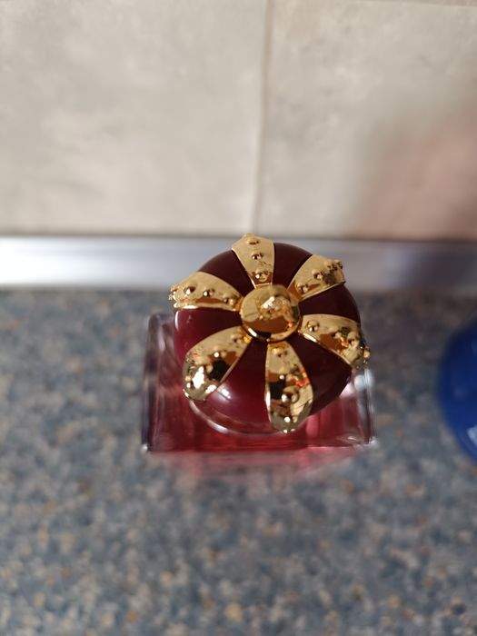 Чудовий жіночий парфум Dolce & Gabbana Q Parfum.
