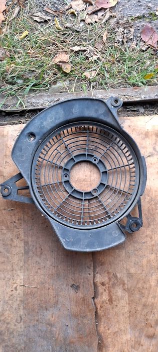 Корпус вентилятора радіатора Hyundai H1 2006 H200