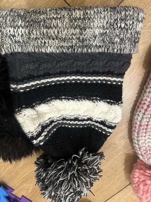 Шапки на підлітка не утеплені