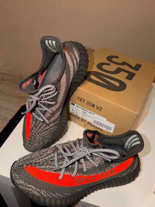 Buty damskie Yezzy 350 Boost Beluga Carbon r. 38 2/3