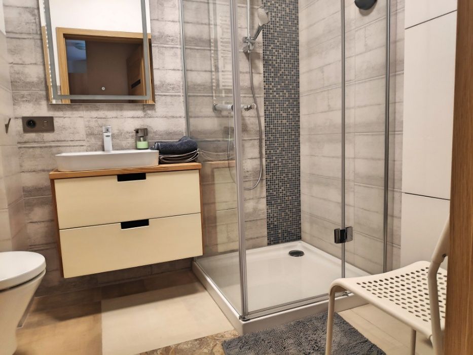 Nocleg na dobę faktura VAT  Żoliborz 2 pokoje wifi balko garaż