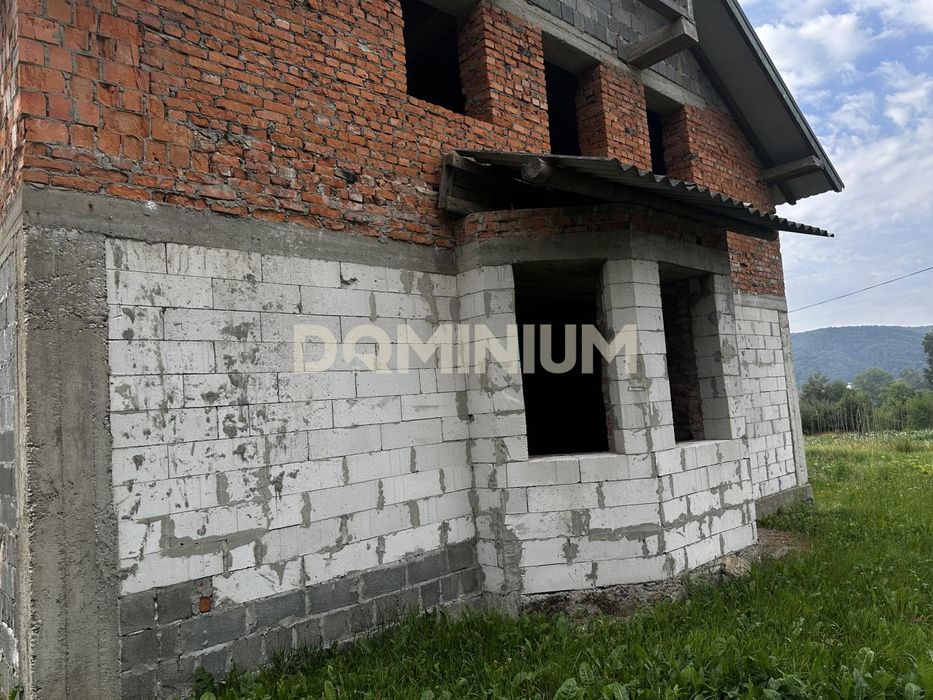 Продається новозбудований будинок с.Нанково