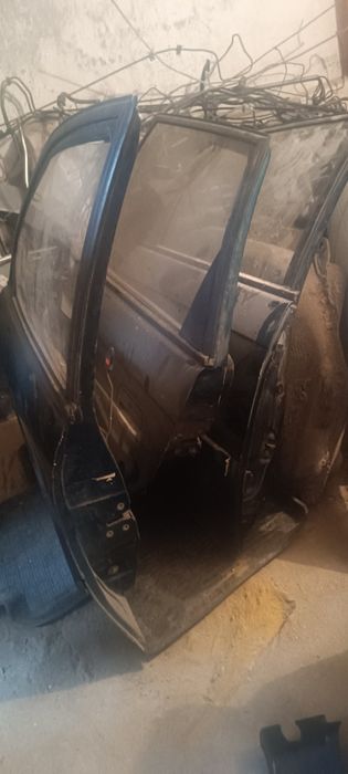 Продам двері на Опель Астра