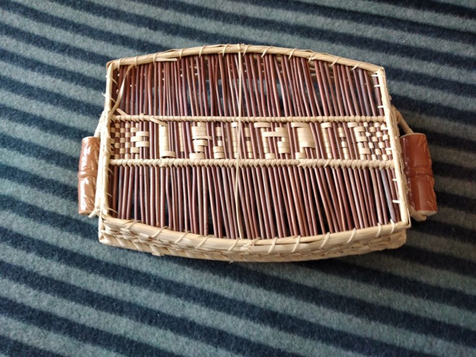 2 Cestos de palhinha novos