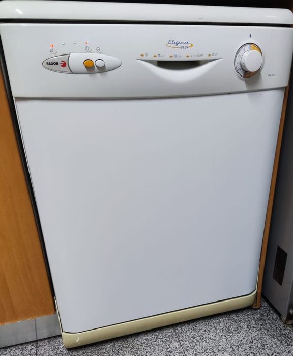 Máquina de lavar loiça  Fagor Elegance Plus