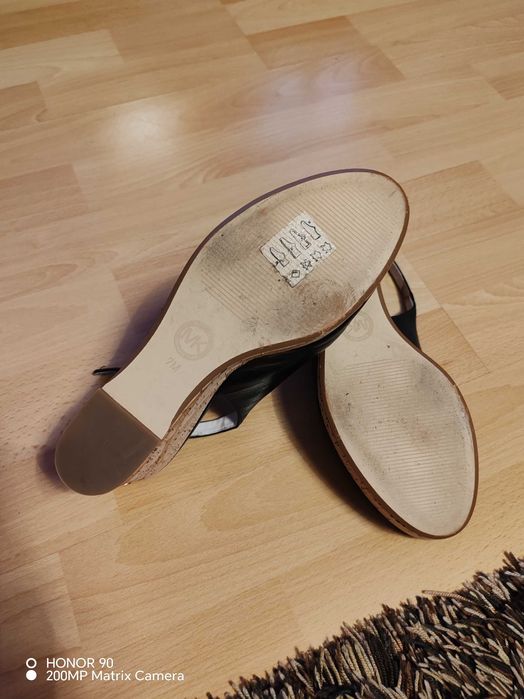 Sandałki na koturnie  Michael Kors