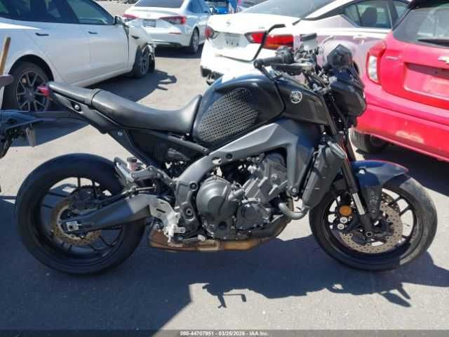 2023 YAMAHA MT09 C
