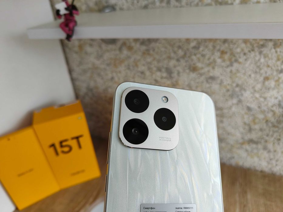Realme 15T 5G 8/128ГБ, 6.57" AMOLED, 7000мАг, 50мп  NFC, стерео Новий