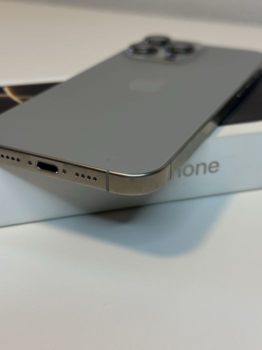 iPhones 16 Pro Max – 256GB – Como Novo