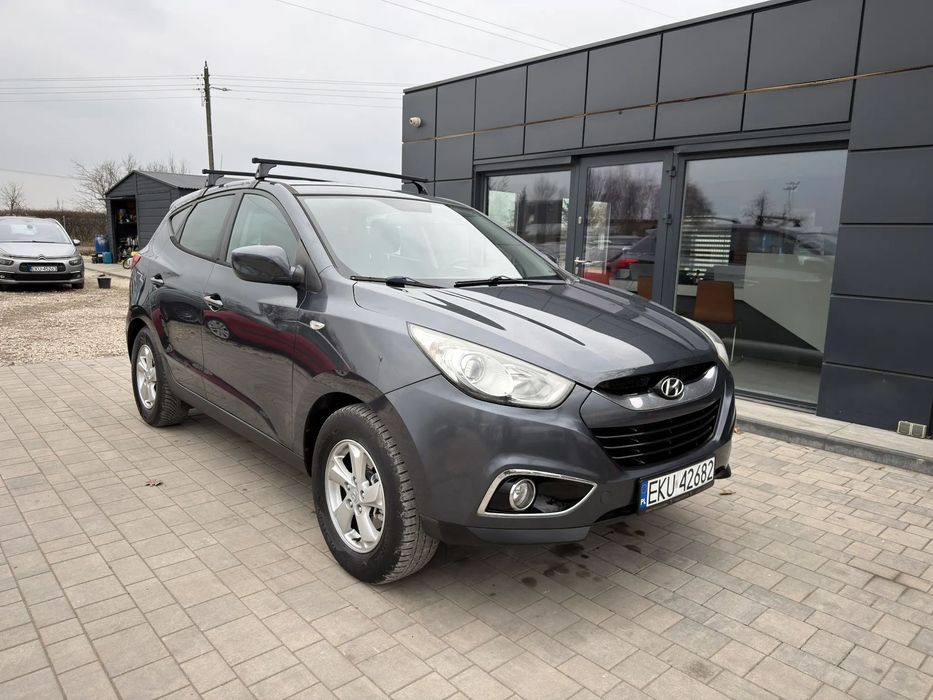Hyundai ix35 1.6 Benzyna 2 Komplety Kół Klimatyzacja Elektryczne Szyby Kredyt
