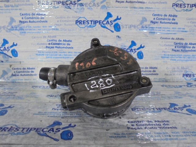 Depressor dos travões / bomba de vácuo PEUGEOT 106 I (1A, 1C)