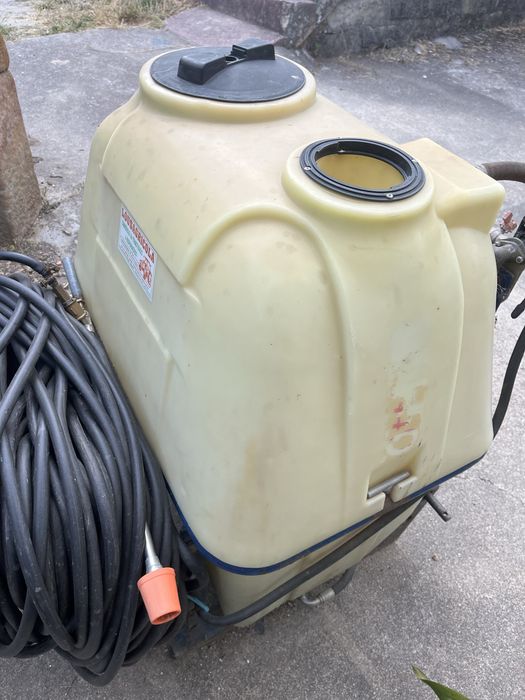 Pulverizador stargric 200 litros