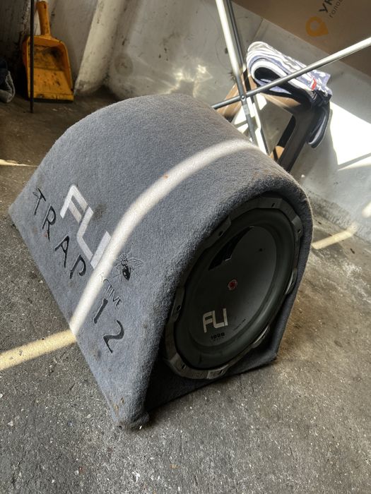 сабвуфер FLI Trap 12 Active-F6