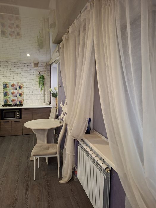 Артем, Тисячка, Епіцентр, Метро, квартира подобово, погодинно,