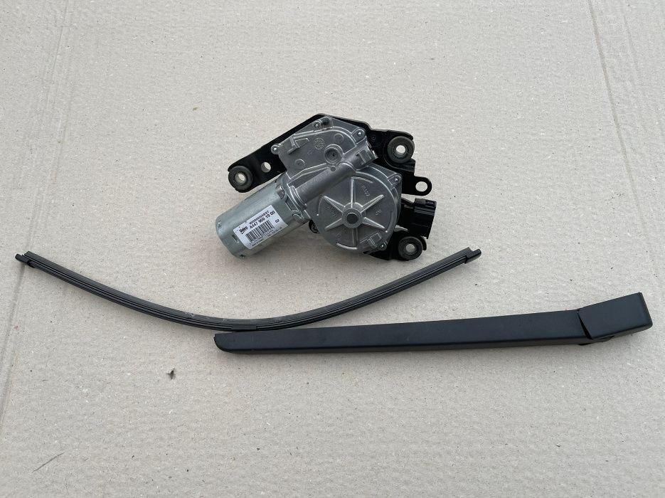 Стеклоочиститель дворник салон Мерседес V-класс Вито Vito Viano W447