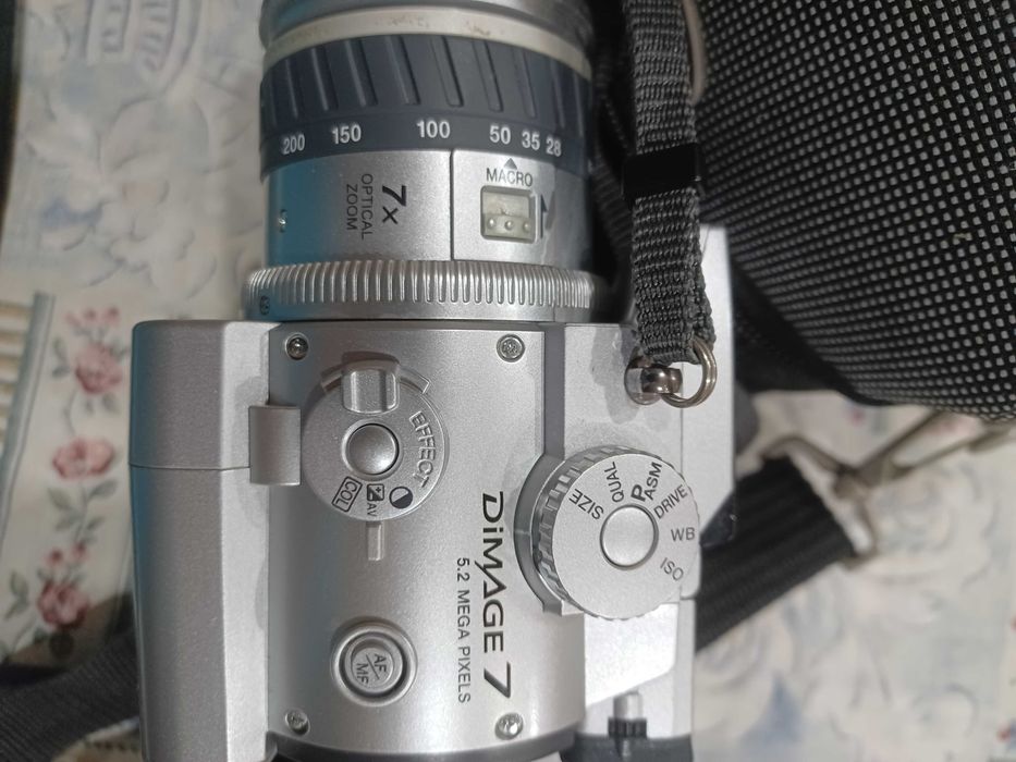 Máquina fotográfica Minolta