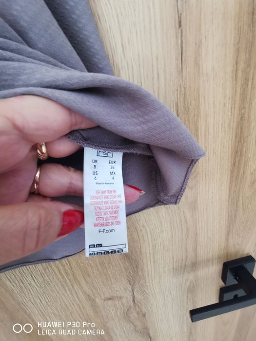 Elegancka bluzka nową rozmiar S /M