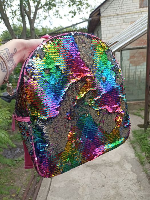 Дитячий рюкзак з паєтками