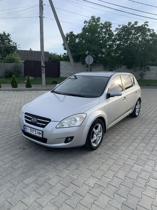 Продам KIA CEED