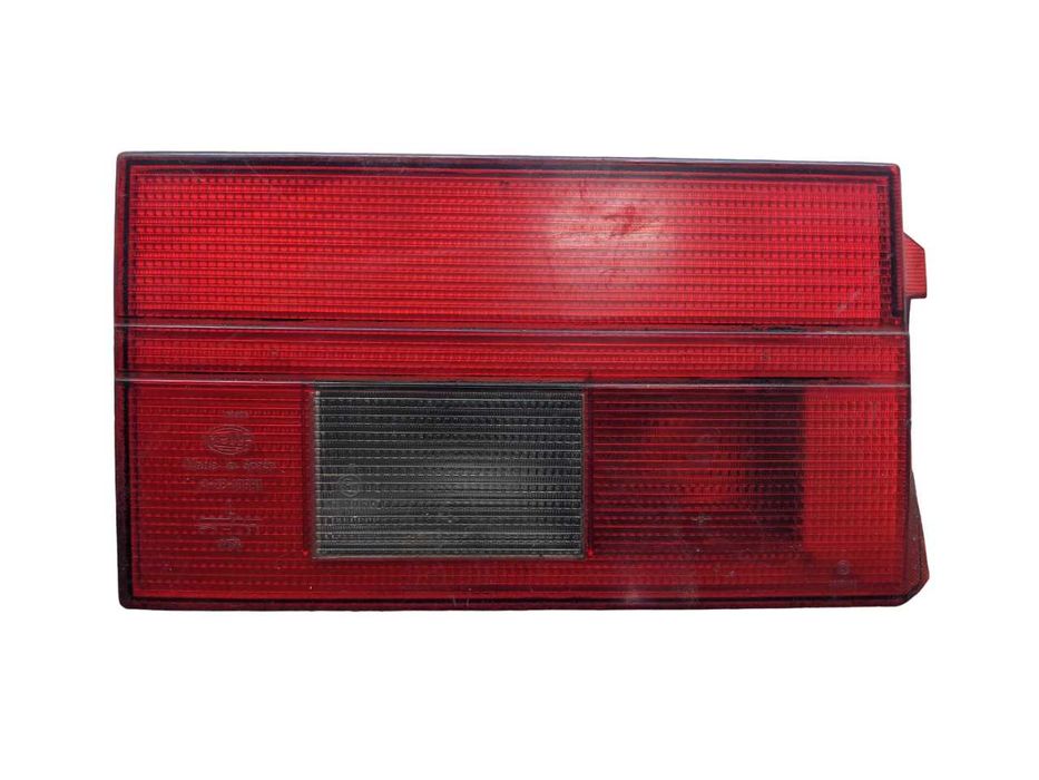 Seat Toledo I Lampa Prawa Tylna Prawy Tył PT W Klapę