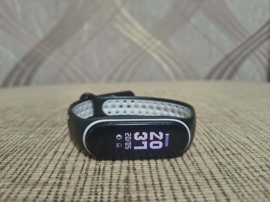 Xiaomi mi band 5