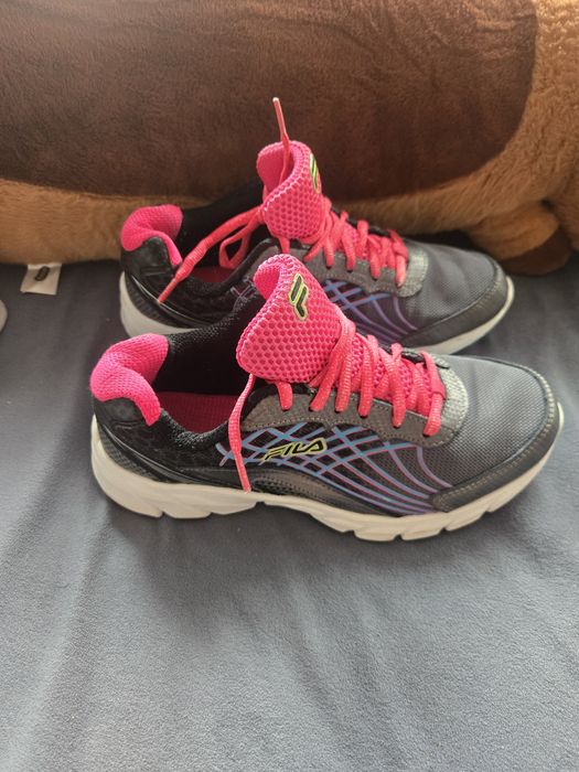 buty sportowe marki Fila Core Calibration 2 roz.39.