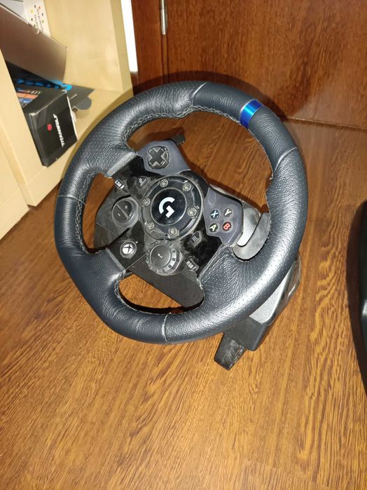 Logitech G923 for Xbox + Shifter – Excellent Condition64738879896323121