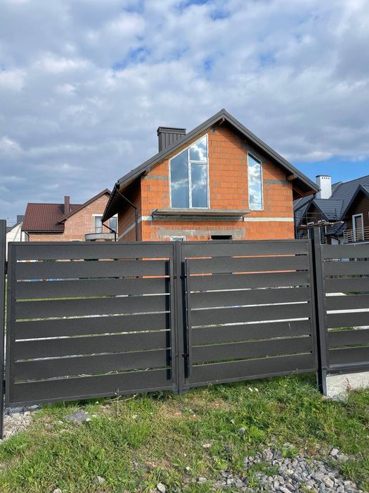 Продаж будинку в м.Городок