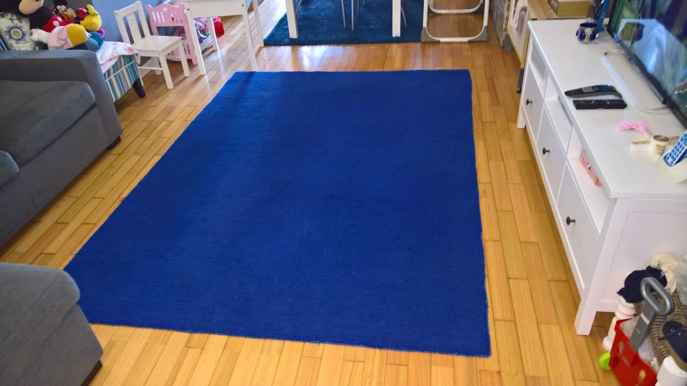 Vendo carpete azul 100% Lã