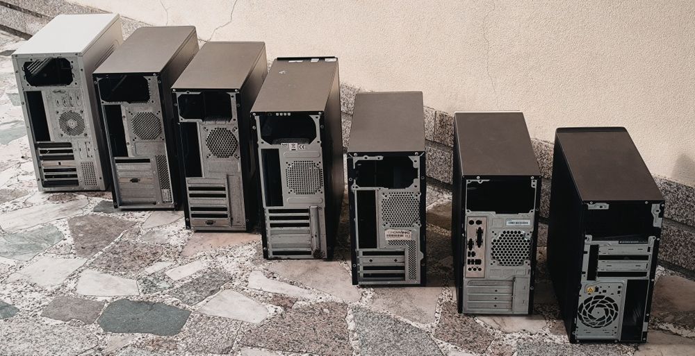 Caixas Vazias (Torres)para Computador de Secretária