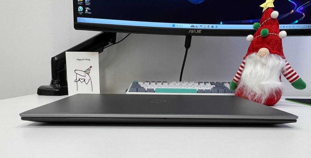 Ноутбук Dell Vostro 5510 15.6 i5-11300H 16GB RAM 256GB