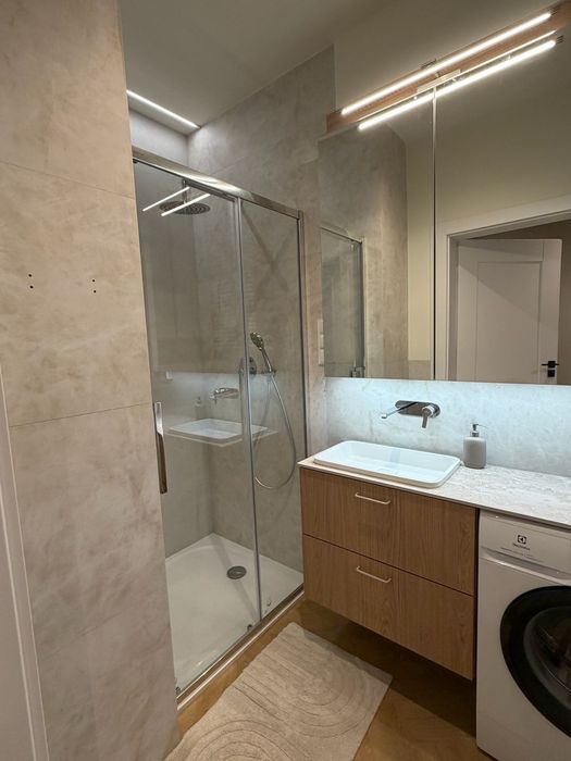 Apartment in Łódź, Fabryczna, Śródmieście - More