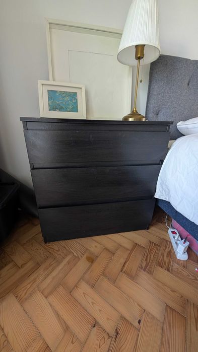 Cómoda Preta 3 Gavetas – Espaçosa – Usada