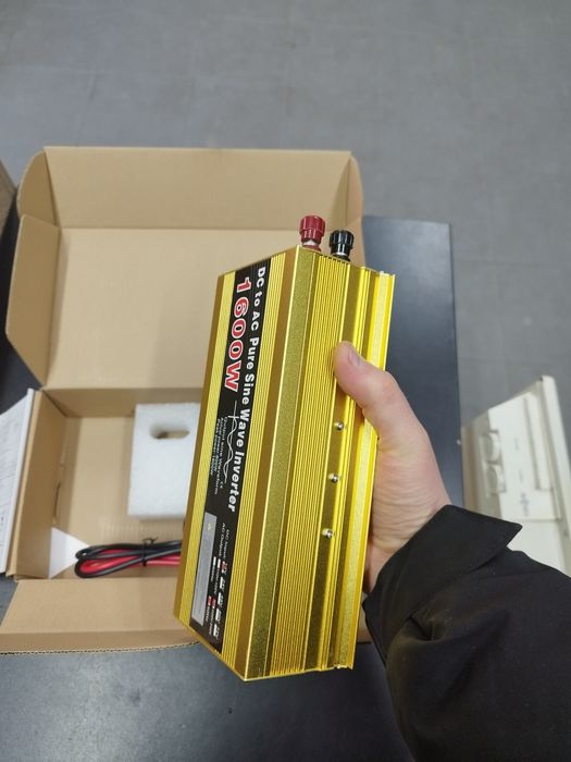 Інвертор чистий синус 12вольт