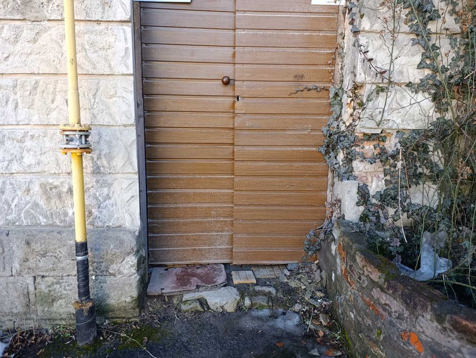 Продається комерційне приміщення