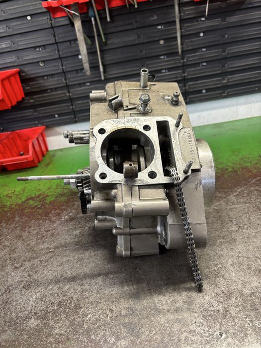 Dół silnika silnik skrzynia kartery wał HYOSUNG RX125 XRX