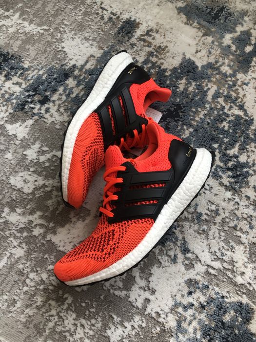 Adidas UltraBoost 1.0 “Solar Red” (B34050)