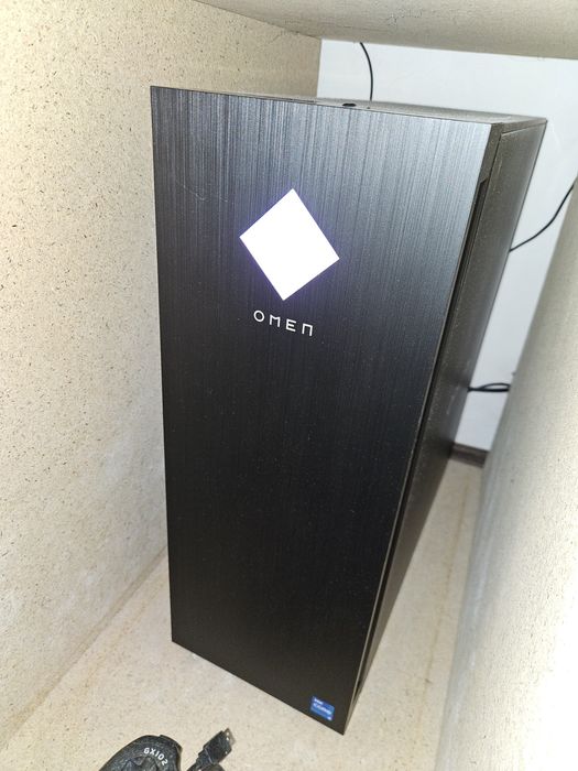 Omen by HP 25L Gaming Desktop GT15