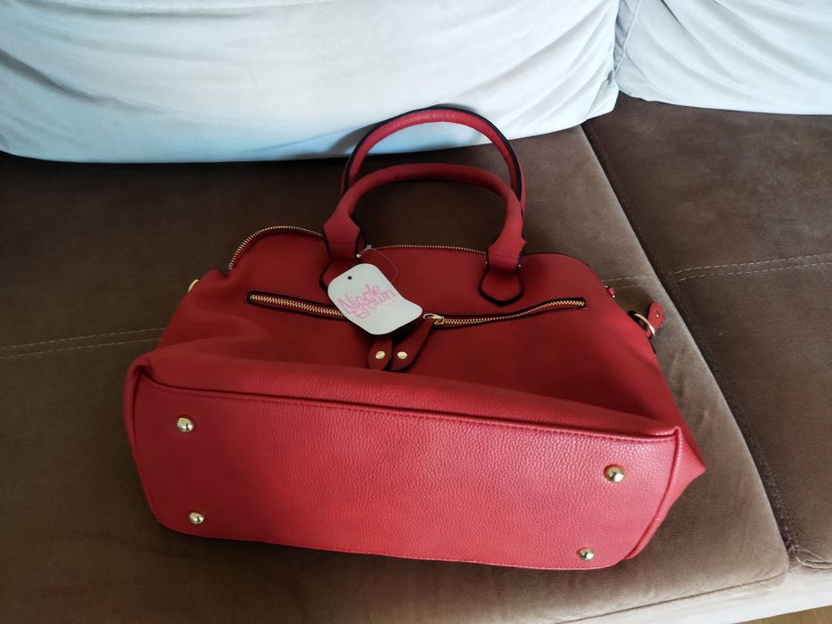 Nowa torebka damska czerwona ponadczasowa