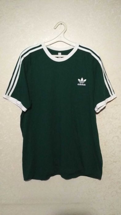 Женская мужкая футболка Adidas (S-M-L-XL) с лампасами Original 7шт