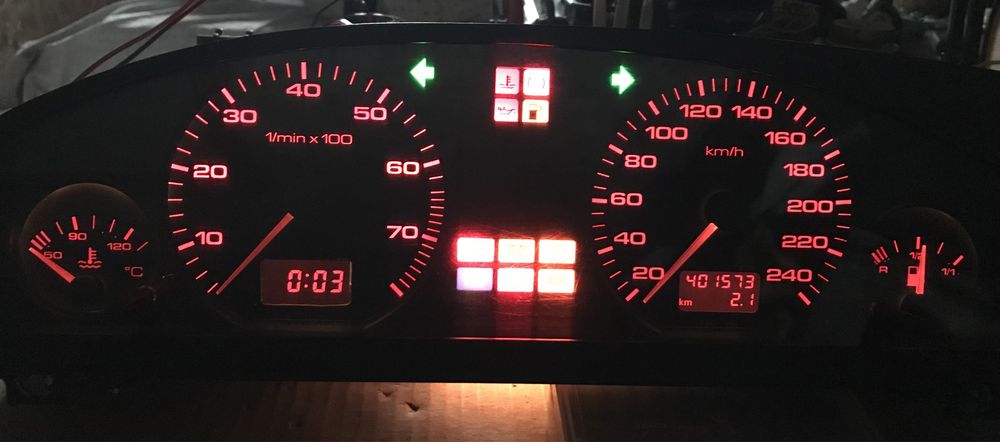 Ауди 100 а6 с4 панель приборов .