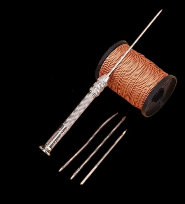 Шило и крючки для рукоделия