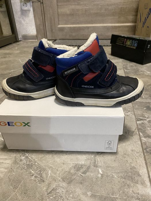 Дитячі зимові черевики Geox 24