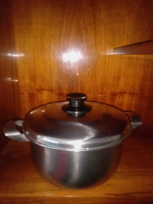 Rondel stalowy z pokrywą chiński z dnem rozprowadzającym ciepło