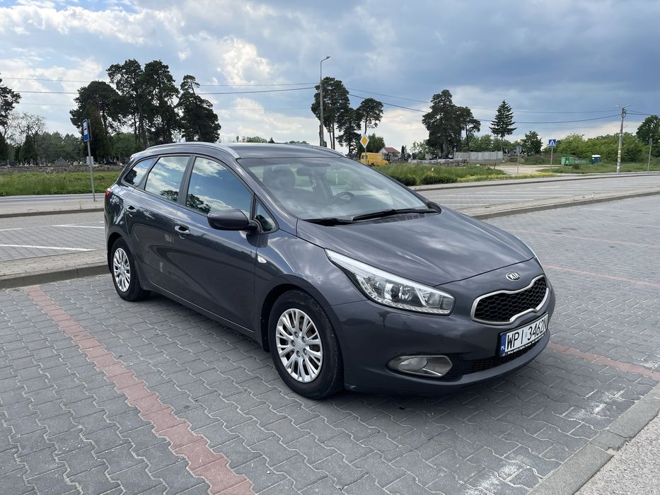 Kia ceed 2014 1.6 crdi