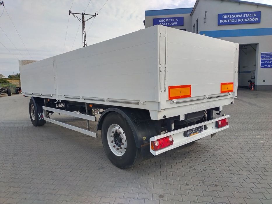 Schwarzmuller Przyczepa Budowlanka 2009r Stan Idealny  Przyczepa Budowlanka 2009r Stan Idealny sprowadzona