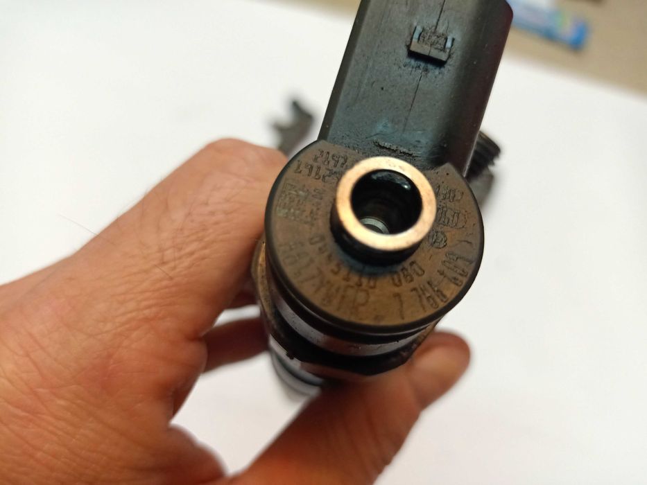 BMW E46 E87 E60 E90 Wtryskiwacz paliwa 2.0D 3.0D wtrysk 150KM M47 M57