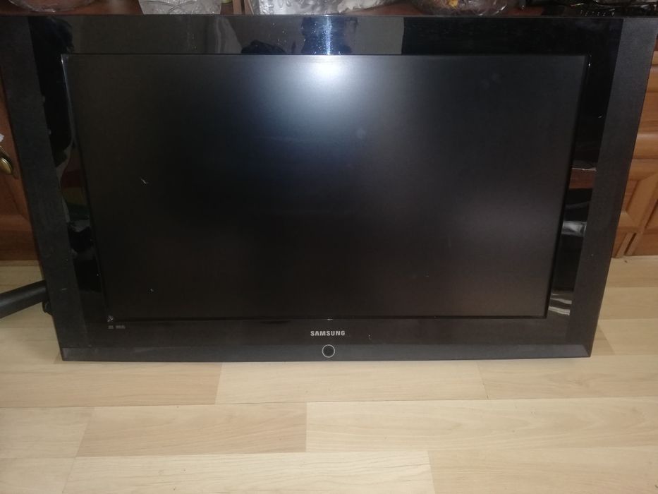 Sprzedam telewizor samsung 37cali Le37s62b